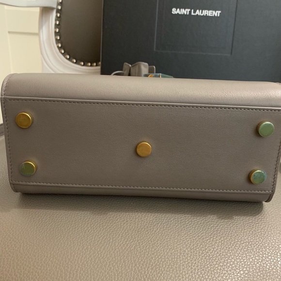 Saint Laurent Sac Du Jour Nano in Smooth Leather - Picture 6 of 8